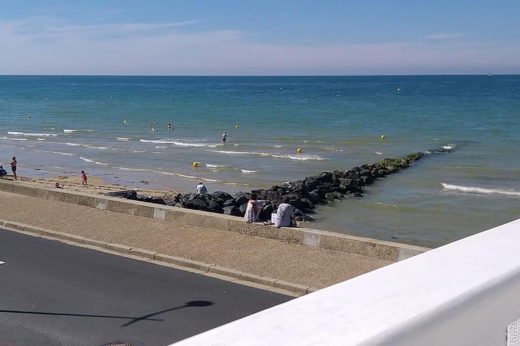 Vue Exceptionnelle En Front De Mer, 8 Personnes Ver-sur-Mer エクステリア 写真